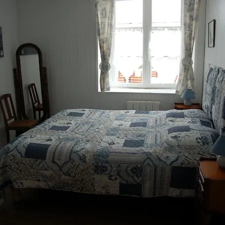 Marin Petit Chatelet Hirel